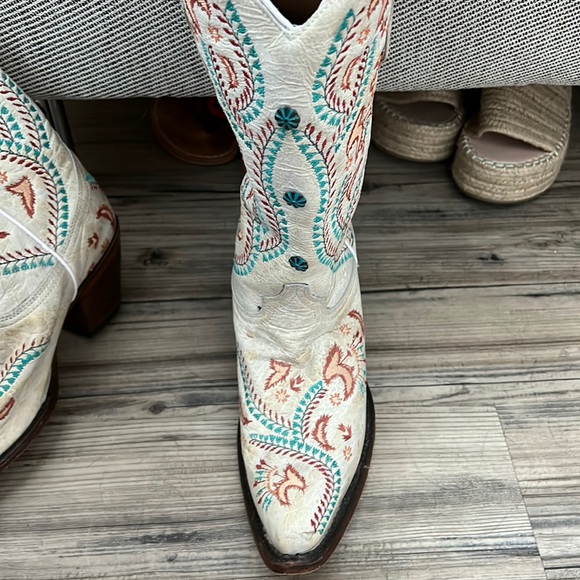corral boots - Picture 2 of 5